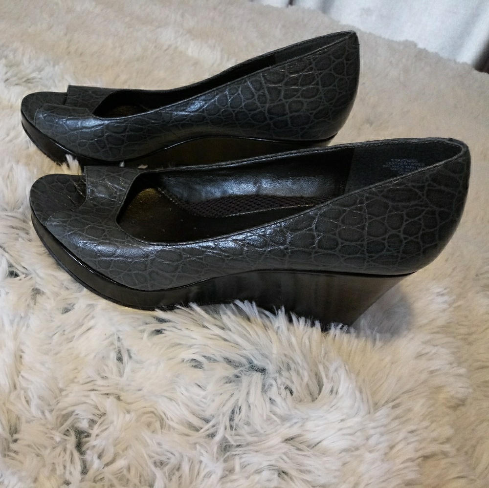 Easy Spirits Antigravity Wedge Heels